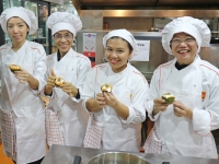 อบรมหลักสูตรอาหารไทยให้คณะผู้บริหารมหาวิทยาลัยสวนดุสิต