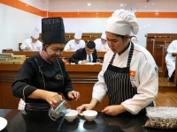 อบรมอาหารไทย(ภาคใต้)ให้นักเรียนโรงเรียนเทคนิคการทำอาหารหัวหนานกว่างซี