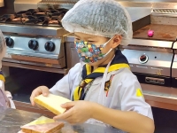 จัดกิจกรรมการเรียนการสอนในการทำอาหารตามช่วงวัย ให้กับนักเรียนโรงเรียนสาธิตละอออุทิศ